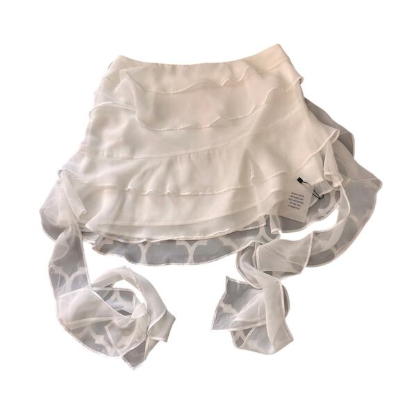 New REVOLVE MORE TO COME Women's White Rosalia Ruffle Mini Skirt Size M - Picture 7 of 9
